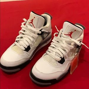 Jordan Retro 4